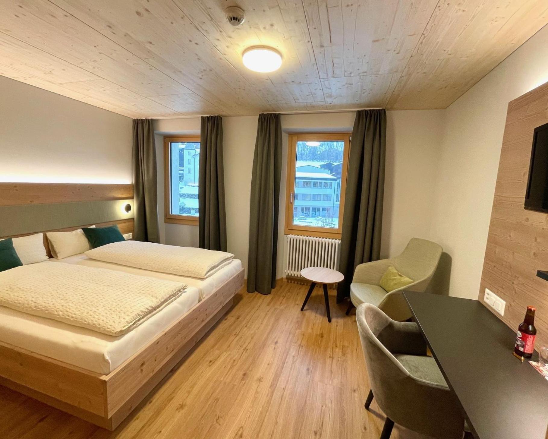 Boutique Und Bier Hotel Des Alpes Fiesch Εξωτερικό φωτογραφία