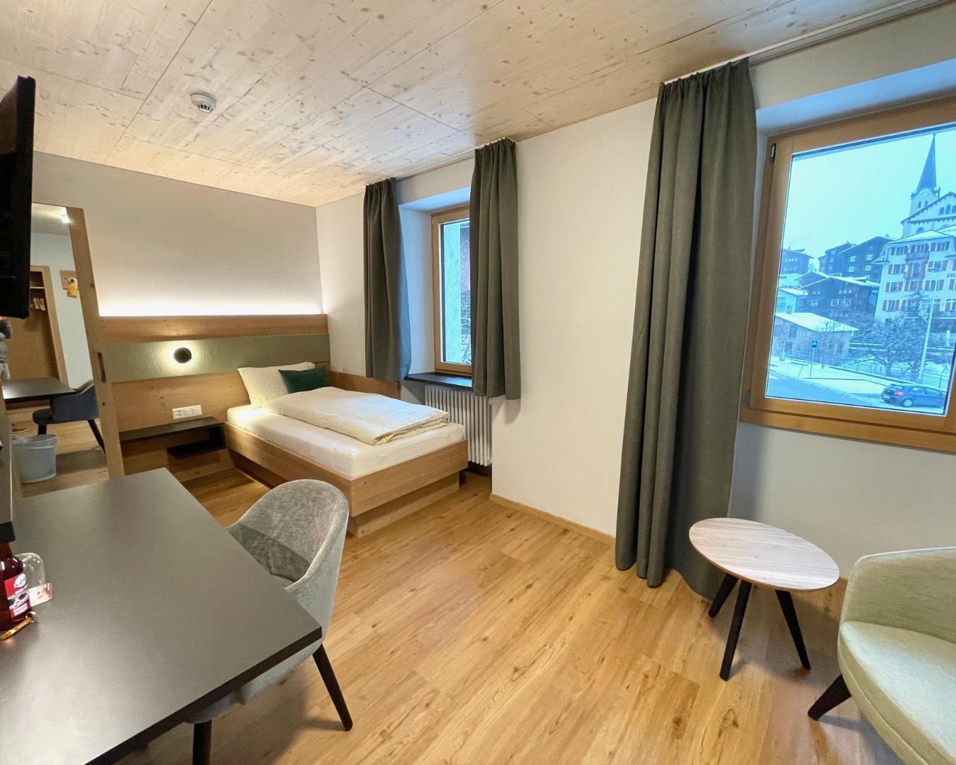 Boutique Und Bier Hotel Des Alpes Fiesch Εξωτερικό φωτογραφία